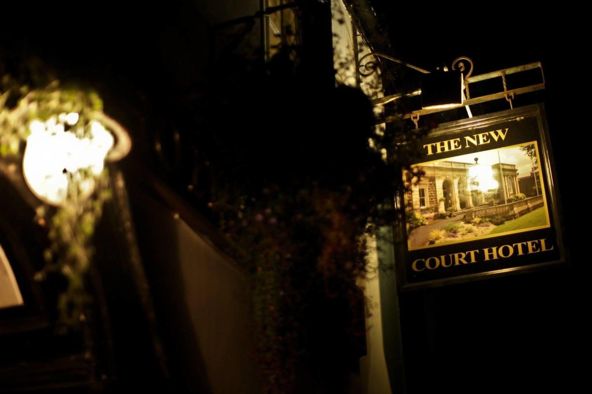 The New Court Inn Usk Exteriör bild