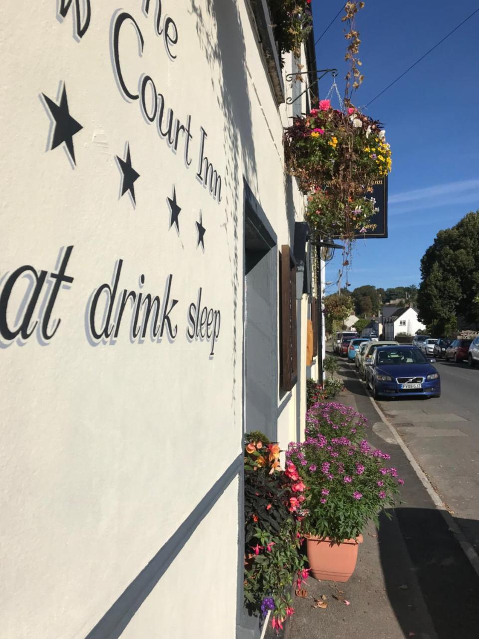 The New Court Inn Usk Exteriör bild